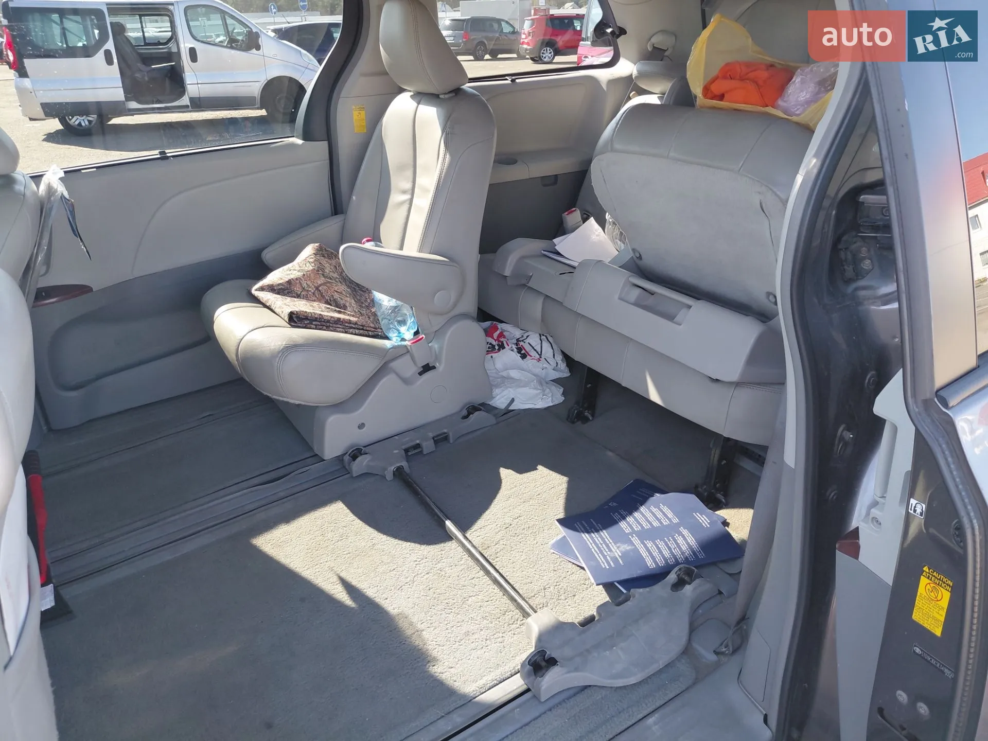 2014 Toyota Sienna - мініатюра 62