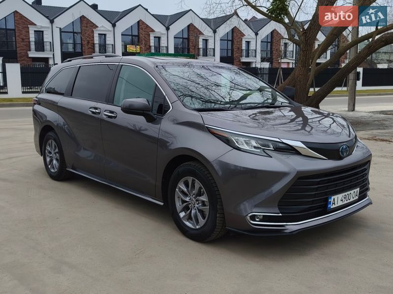 Минивэн Toyota Sienna 2023 в Белой Церкви