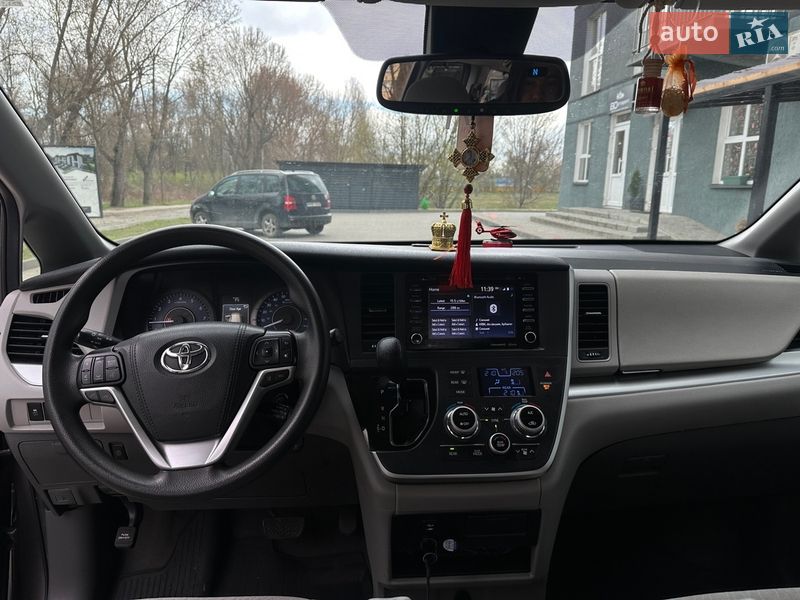 Минивэн Toyota Sienna 2019 в Камне-Каширском фото 10 Минивэн Toyota Sienna 2019 в Камне-Каширском