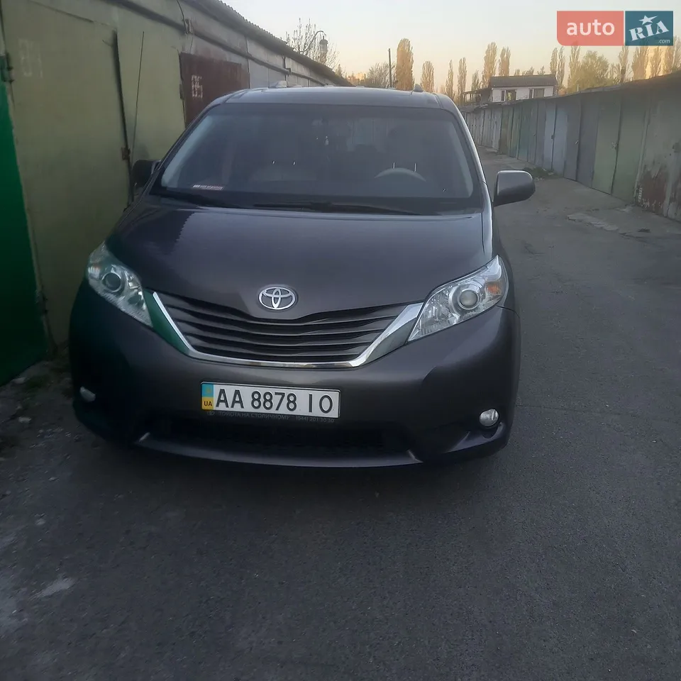 2013 Toyota Sienna - мініатюра 103