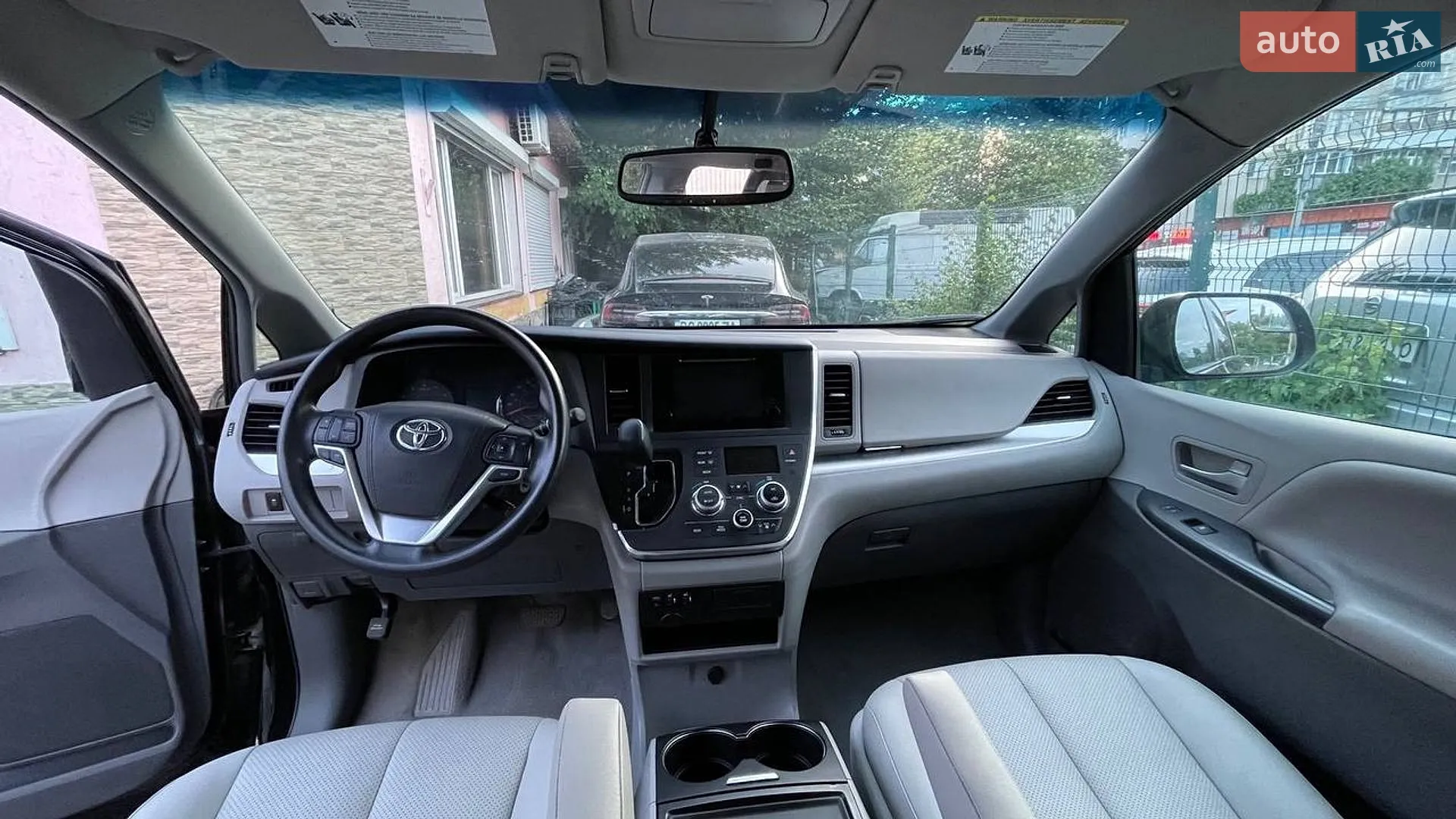 2015 Toyota Sienna - мініатюра 15