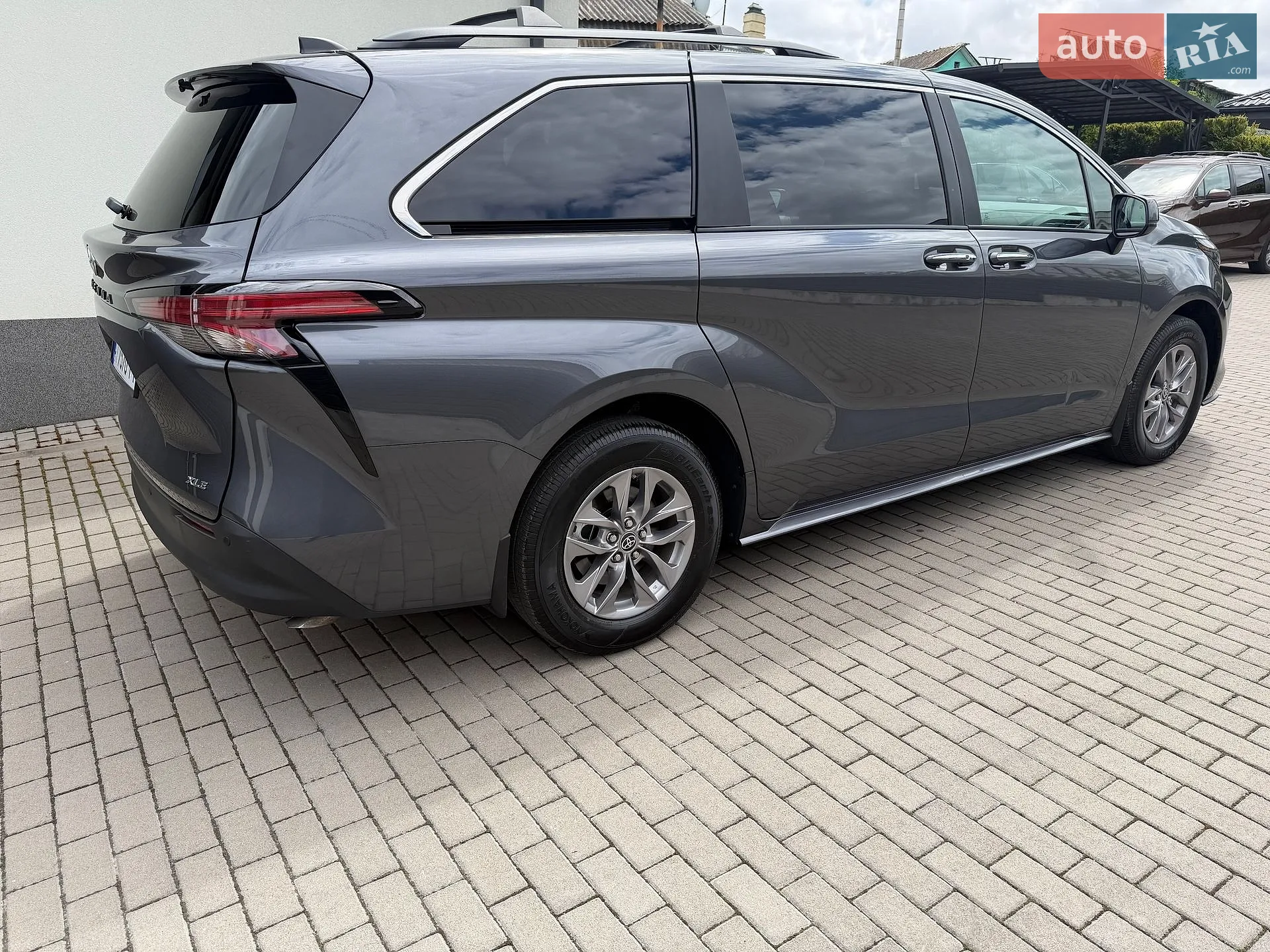 2025 Toyota Sienna - мініатюра 16