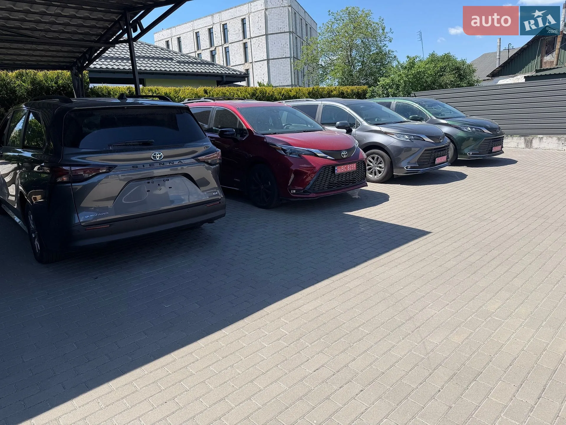 2025 Toyota Sienna - мініатюра 2
