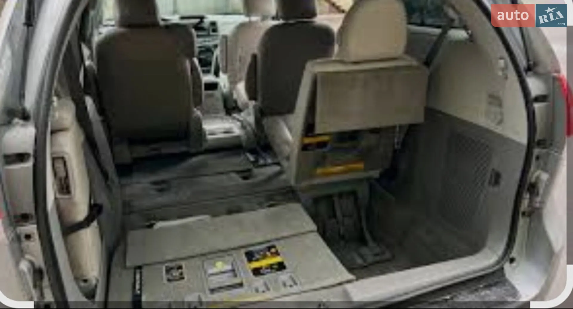 2012 Toyota Sienna - мініатюра 24