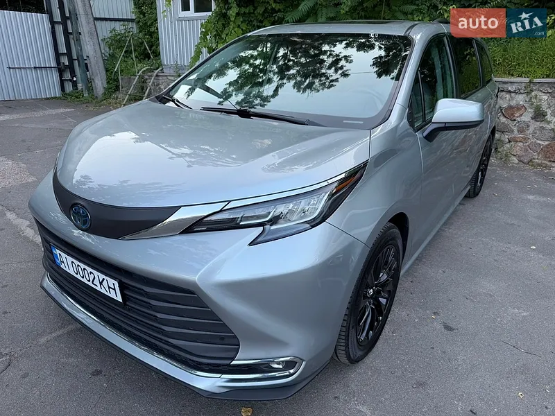 Toyota Sienna