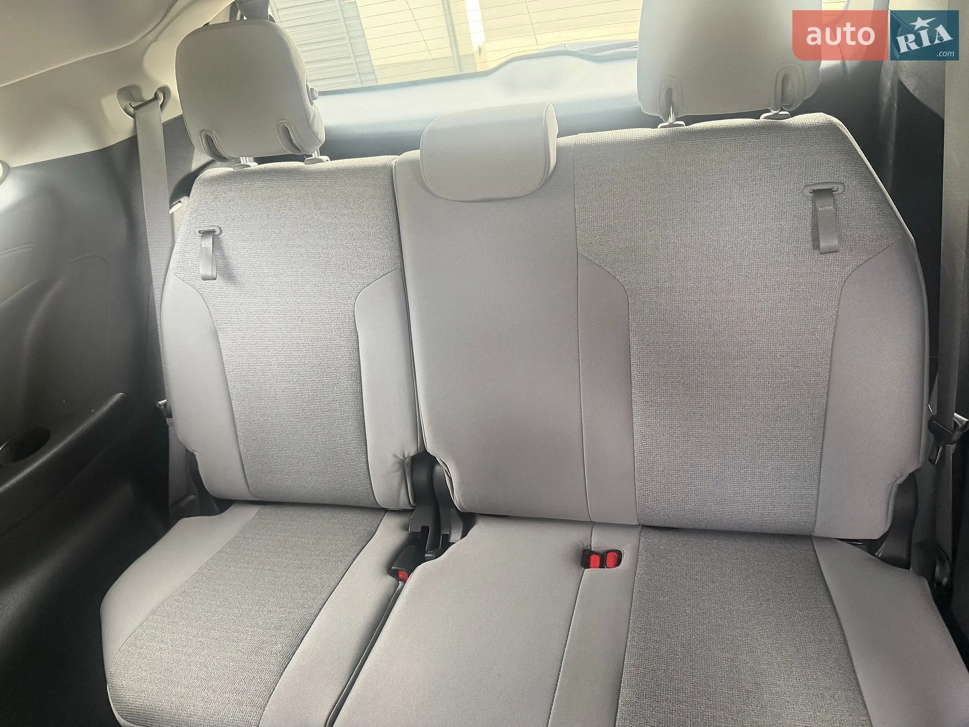 2025 Toyota Sienna - мініатюра 10