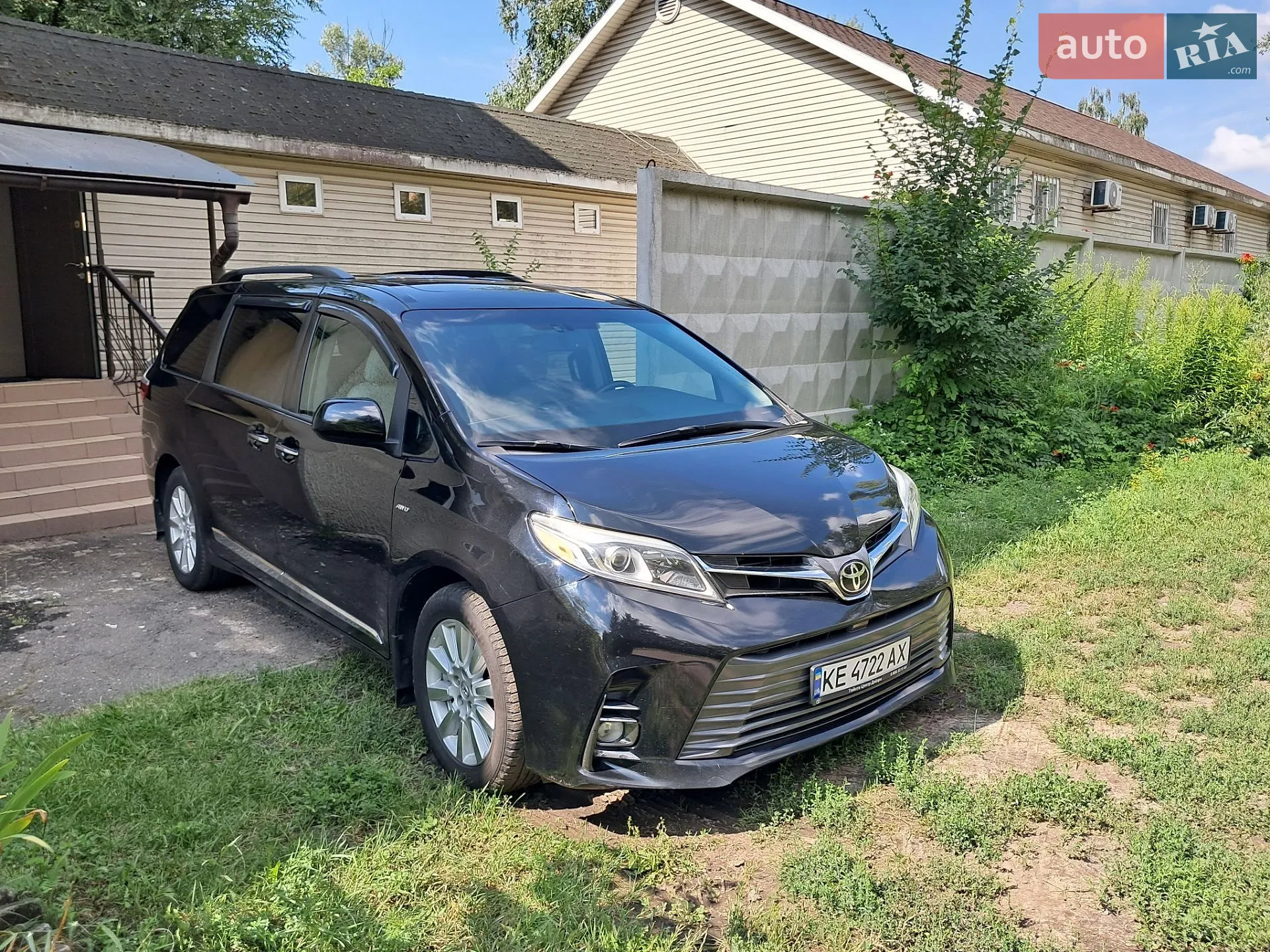 2017 Toyota Sienna - мініатюра 9
