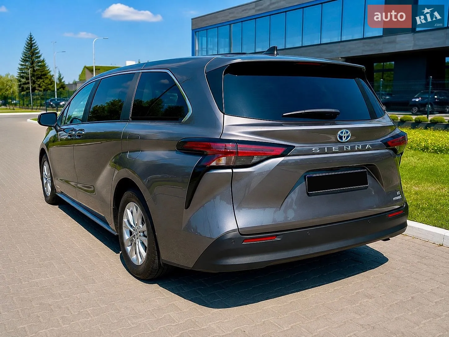2024 Toyota Sienna - мініатюра 2