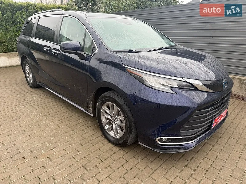 Toyota Sienna