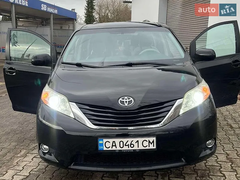 Toyota Sienna