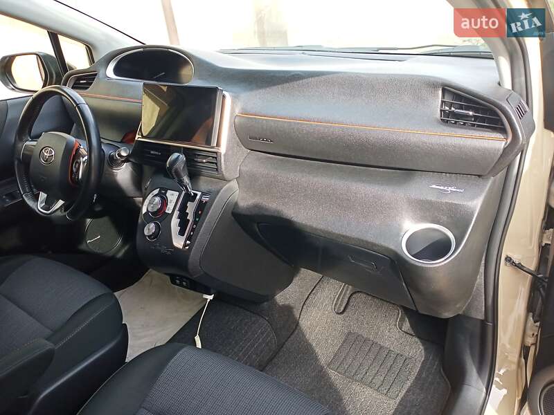 Минивэн Toyota Sienta 2018 в Одессе фото 52 Минивэн Toyota Sienta 2018 в Одессе