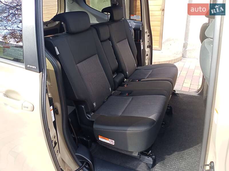 Минивэн Toyota Sienta 2018 в Одессе фото 67 Минивэн Toyota Sienta 2018 в Одессе