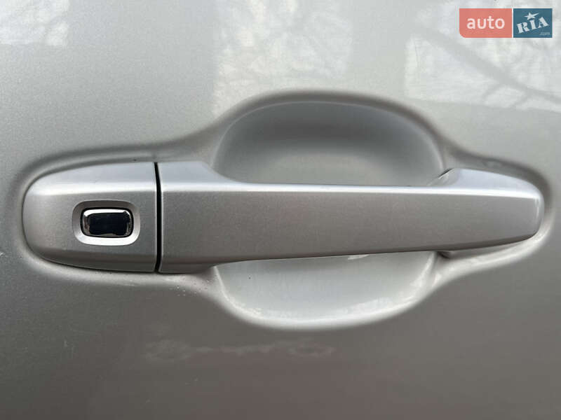 Минивэн Toyota Sienta 2018 в Белой Церкви