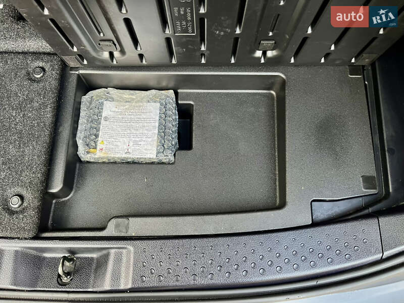 Минивэн Toyota Sienta 2018 в Белой Церкви