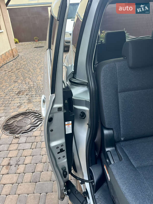 Минивэн Toyota Sienta 2018 в Белой Церкви