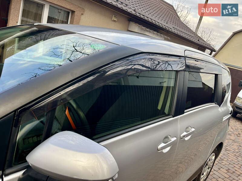 Минивэн Toyota Sienta 2018 в Белой Церкви