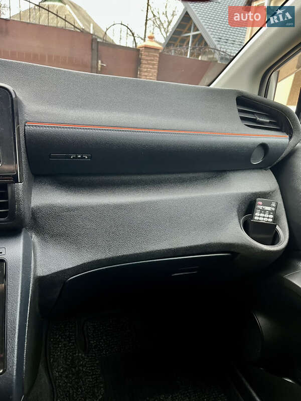 Минивэн Toyota Sienta 2018 в Белой Церкви