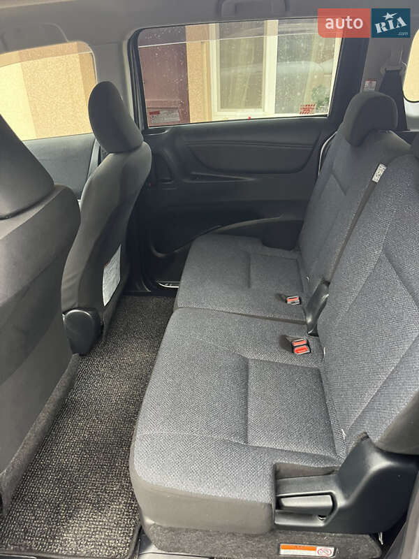 Минивэн Toyota Sienta 2018 в Белой Церкви