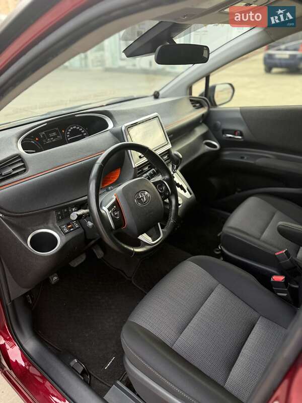 Минивэн Toyota Sienta 2020 в Фастове