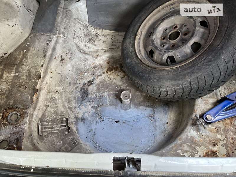 Седан Toyota Sprinter 1986 в Одессе