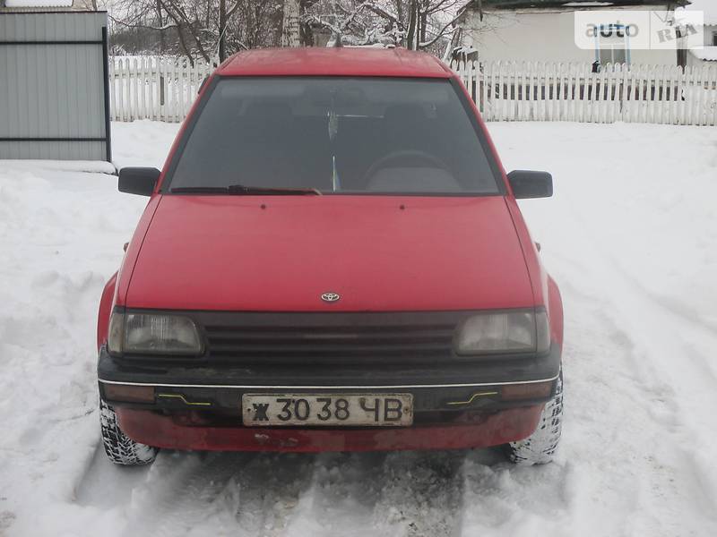 Хэтчбек Toyota Starlet 1985 в Калиновке