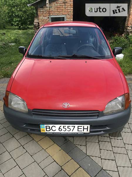 Фото Toyota Starlet 3 двери 1996 - 1999