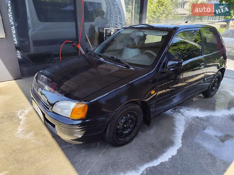 Toyota Starlet 1996