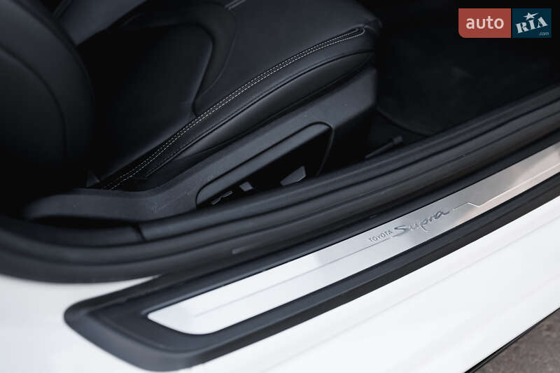 Купе Toyota Supra 2020 в Києві