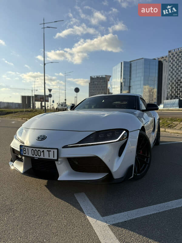 Купе Toyota Supra 2021 в Киеве