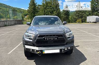 Пікап Toyota Tacoma 2018 в Ужгороді