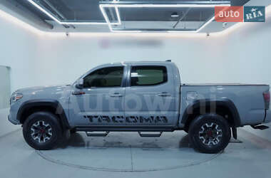 Пикап Toyota Tacoma 2018 в Хмельницком