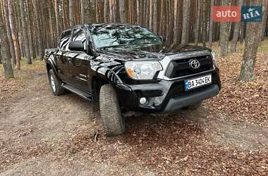 Пікап Toyota Tacoma 2014 в Кропивницькому