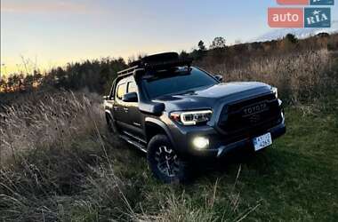 Пикап Toyota Tacoma 2018 в Хмельницком