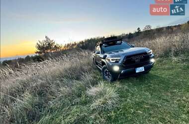 Пикап Toyota Tacoma 2018 в Хмельницком