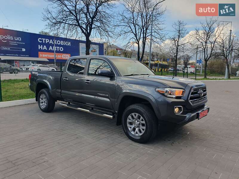 Пикап Toyota Tacoma 2017 в Киеве