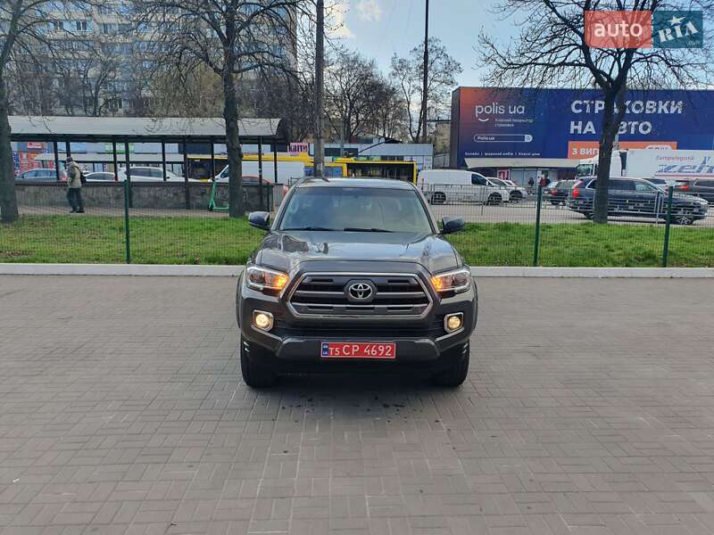 Пикап Toyota Tacoma 2017 в Киеве