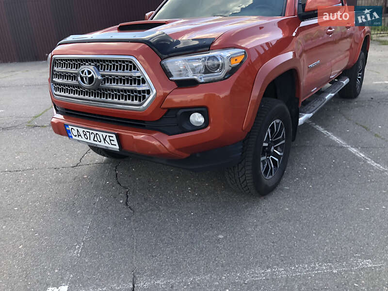 Toyota Tacoma 2015