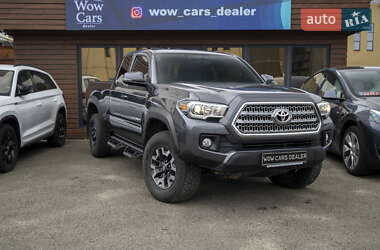 Пикап Toyota Tacoma 2016 в Киеве