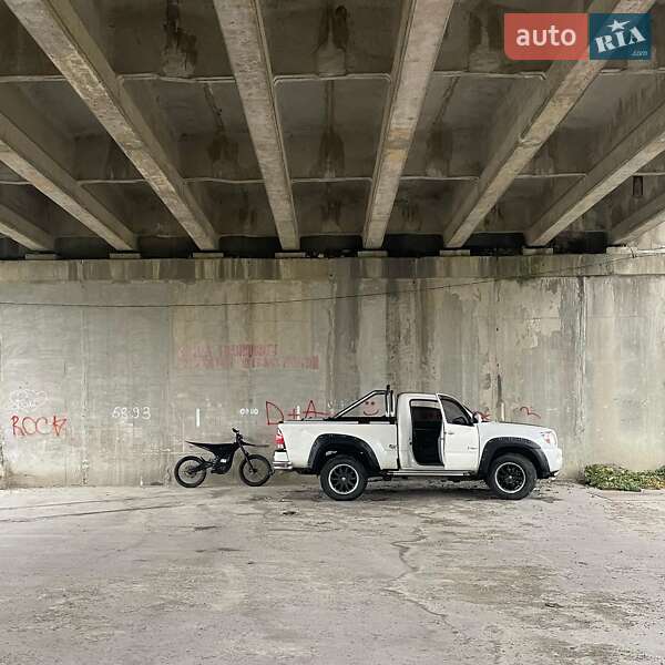 Пикап Toyota Tacoma 2007 в Каменец-Подольском