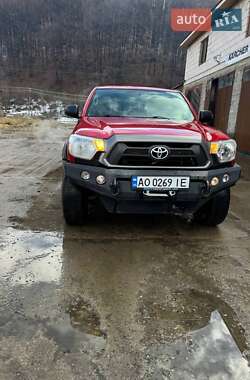 Пікап Toyota Tacoma 2015 в Ужгороді