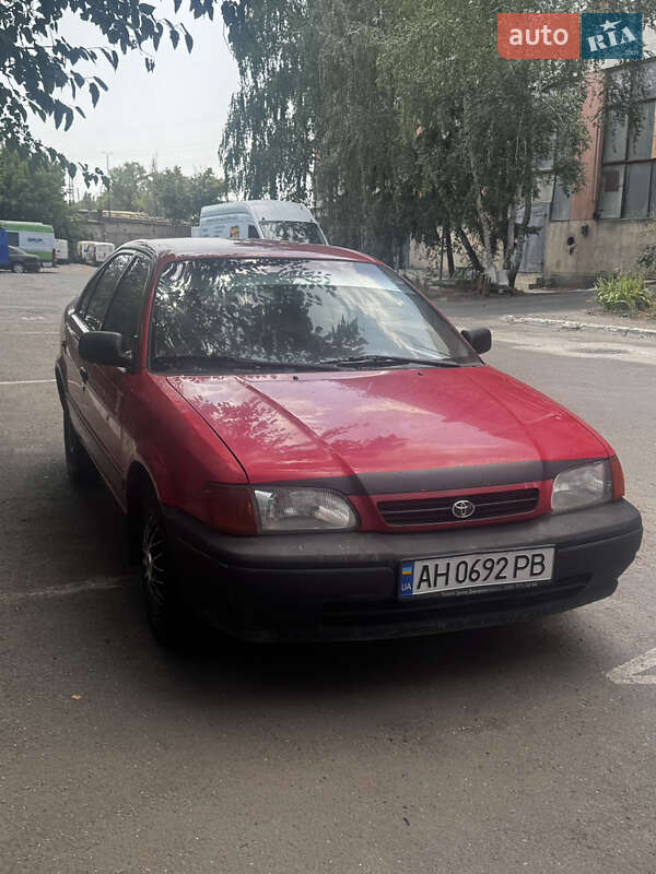 Седан Toyota Tercel 1996 в 