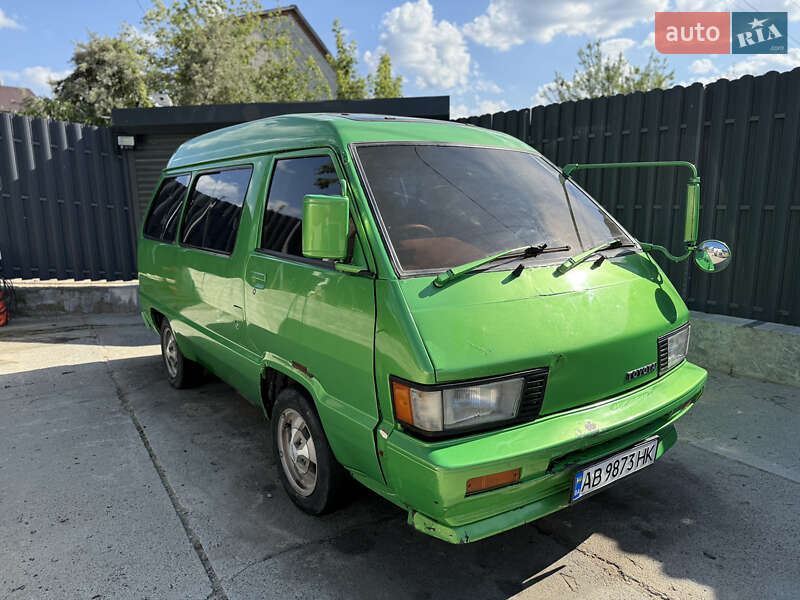 Toyota Town Ace 1988