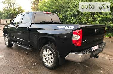 Пикап Toyota Tundra 2014 в Львове