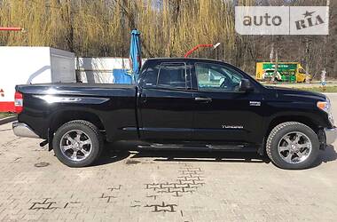 Пикап Toyota Tundra 2015 в Виннице