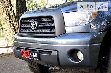 Внедорожник / Кроссовер Toyota Tundra 2008 в Киеве