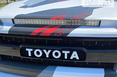 Пикап Toyota Tundra 2014 в Киеве