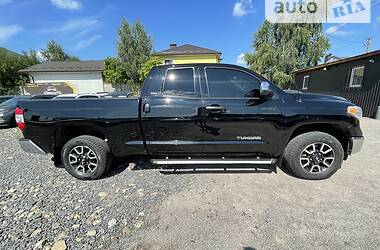 Пікап Toyota Tundra 2015 в Вінниці