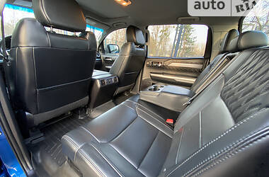 Пікап Toyota Tundra 2016 в 