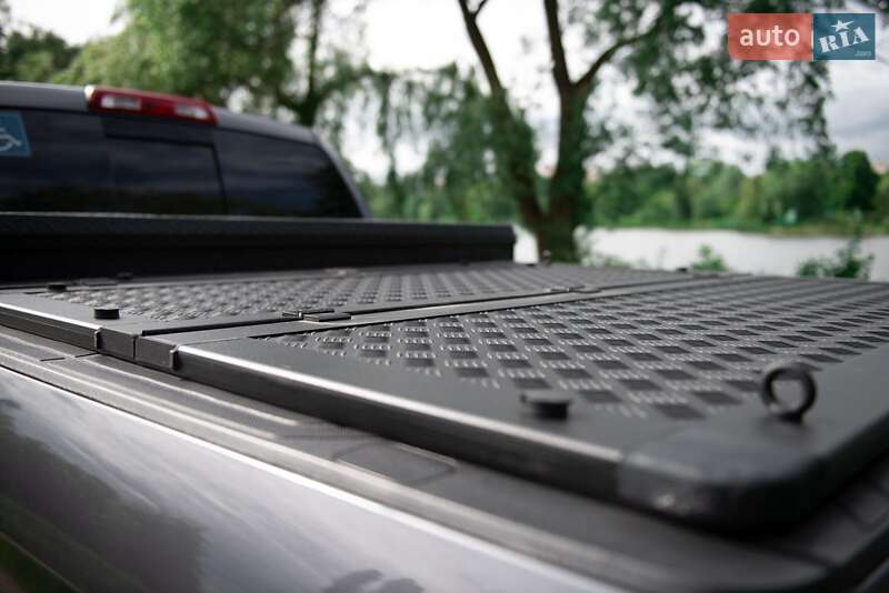 Пикап Toyota Tundra 2017 в Мостиске