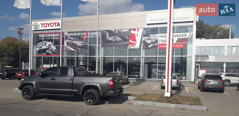 Пикап Toyota Tundra 2017 в Мостиске